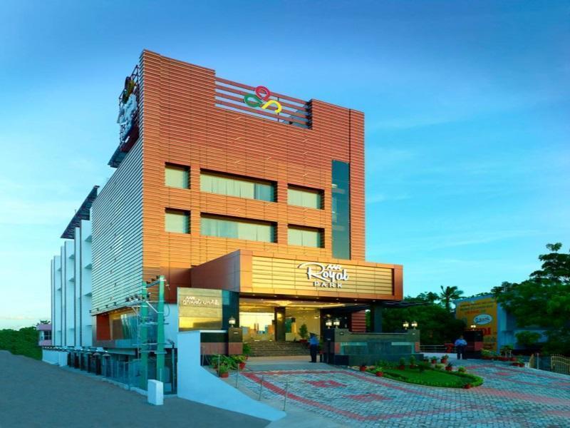 Hotel Palmyra Grand Suite - טירונלוולי מראה חיצוני תמונה